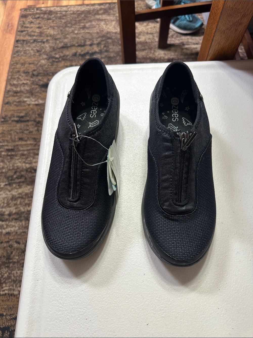 BZEES Shoes